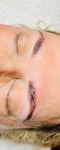 5 - Elegant beauty supply