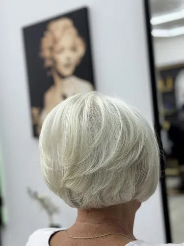 1 - Elegant Friseursalon