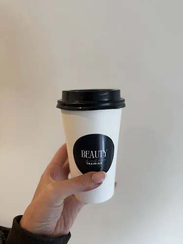 5 - Elizabeth Harvey Hair & Beauty