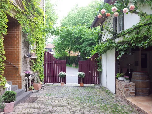 5 - Elvis Friseursalon