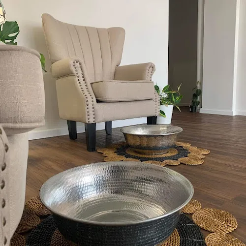 8 - Embrace Inner Beauty Hair Salon