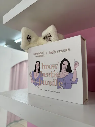 8 - Emerald Nails Parkes