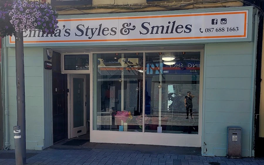 1 - Emmas Styles & Smiles