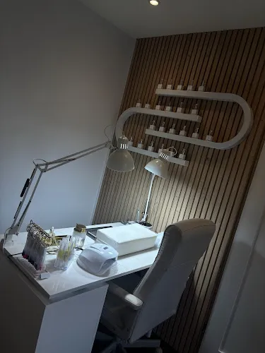 2 - Esmée Cosmétique