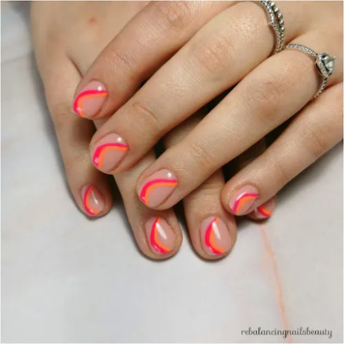 4 - Esra Hair & Beauty