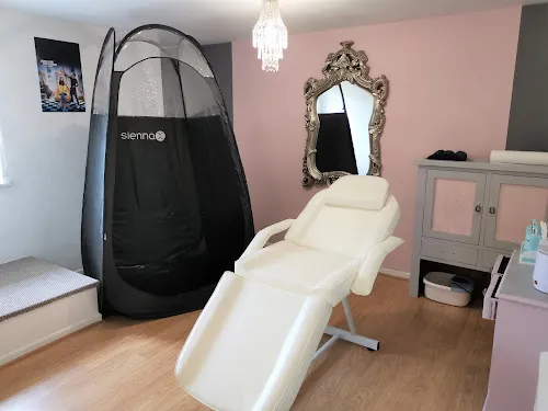 8 - Essence Hairdressing