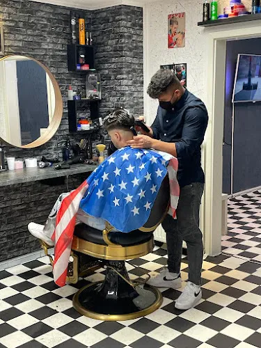 5 - Essi Barbershop Friseur