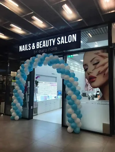 7 - EURO Nails