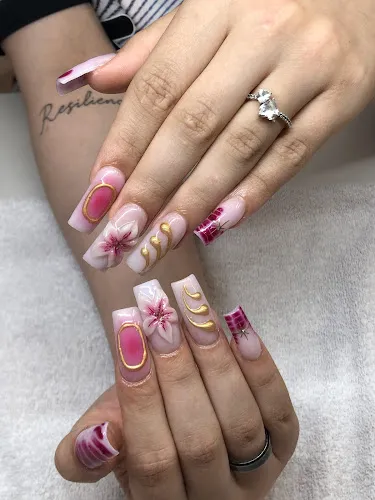 3 - Eva Nails & Beauty