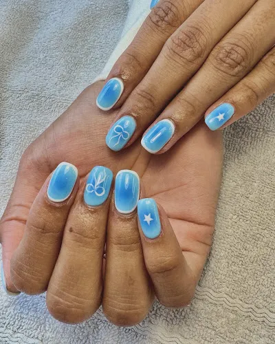 6 - Eva Nails & Beauty