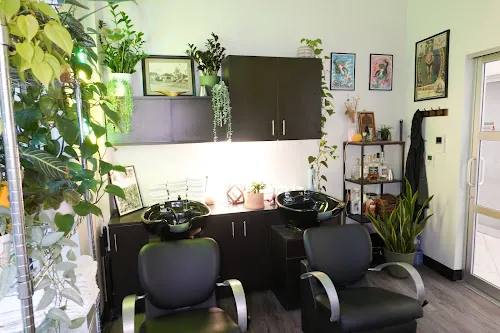 6 - ExPress Hair Salon