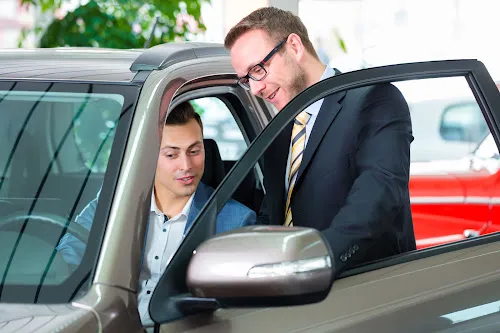 4 - Fa. Loos Handel mit Kraftfahrzeugen und -teilen