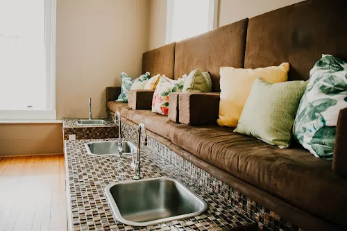 5 - Face II Skin Care