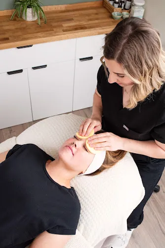 8 - Facial Theory Skin Clinic