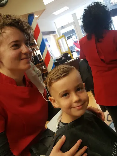 5 - Fade & Blade Barbers