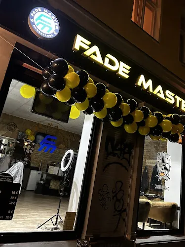 8 - FADE MASTER
