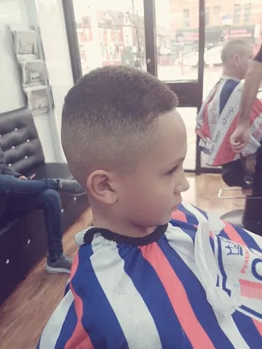 4 - Fade N Blade Barbers