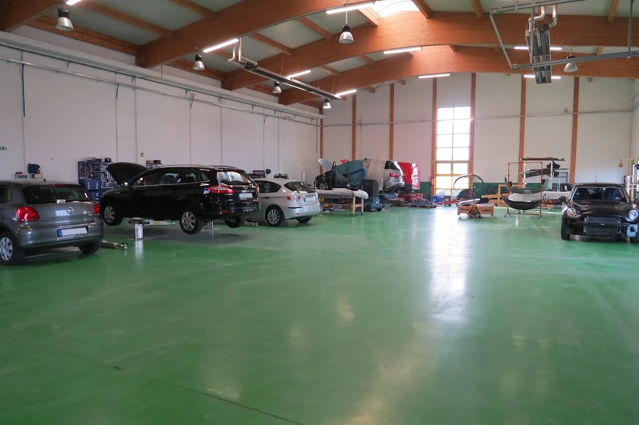 1 - Fahrzeug-Servicezentrum Berchtold GmbH