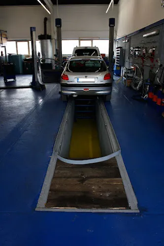 3 - Fahrzeugtechnik Kamen GmbH Werkstatt Autowerkstatt