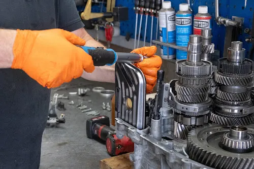 2 - Fahrzeugtechnik Wolf