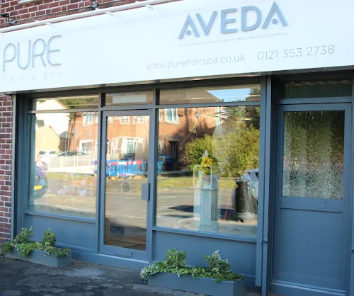 7 - Fallen Saint Hairdressing