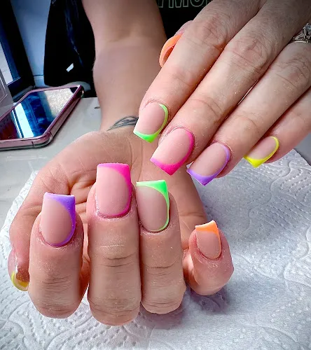 5 - Fashion-Nail-Able