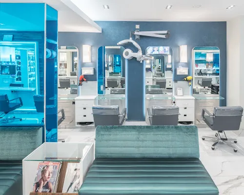 3 - Feathers Beauty Salon