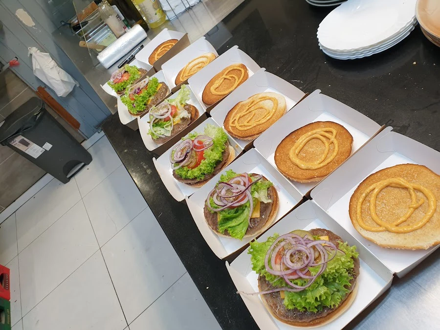 1 - Feldküche Imbiss