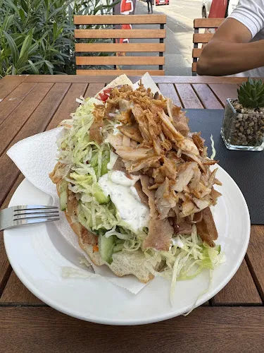 6 - FERAS DÖNER