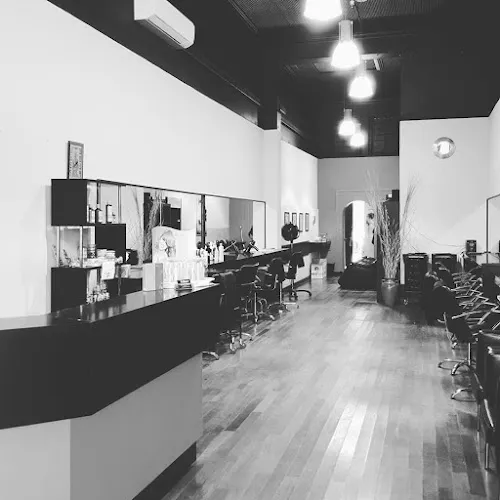 1 - Fine Cutz Hairdresser