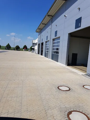 4 - Fischer Nutzfahrzeuge