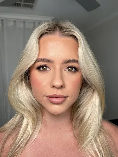 6 - Flaunt It On McIvor