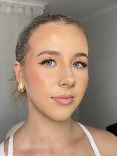 2 - Flaunt It On McIvor