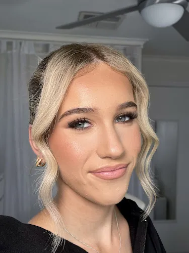 5 - Flaunt It On McIvor