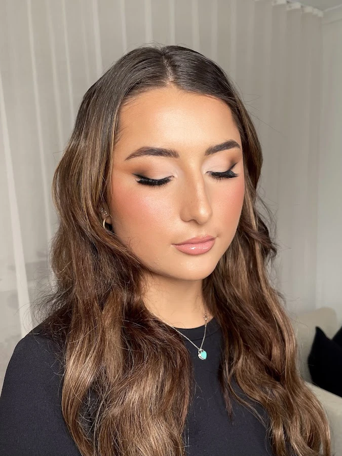 1 - Flaunt It On McIvor