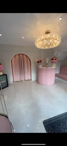 4 - Flawless Aesthetic’s By Lucy