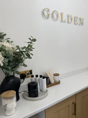 7 - Fleurs Beauty & wellness Salon