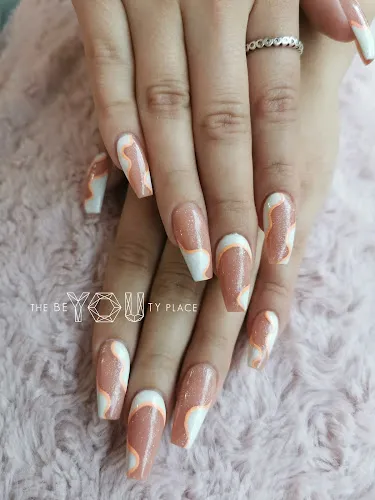 2 - Florie Loy Facialiste