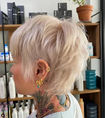 5 - Flosss Hair & Beauty Studio