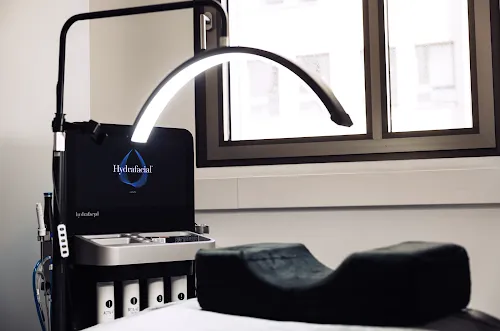 6 - Fönix Beauty Salon