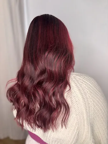 4 - Framed Hair and Beauty