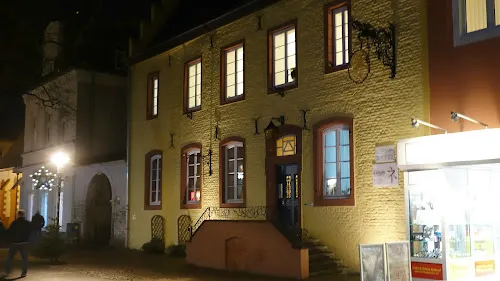 3 - Frau Cirsten Dammers-Müller