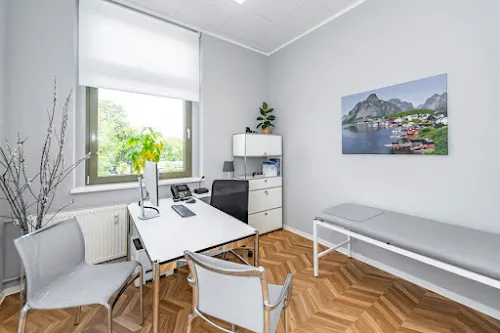 7 - Frau Dipl.-Med. Kerstin Öhlmann