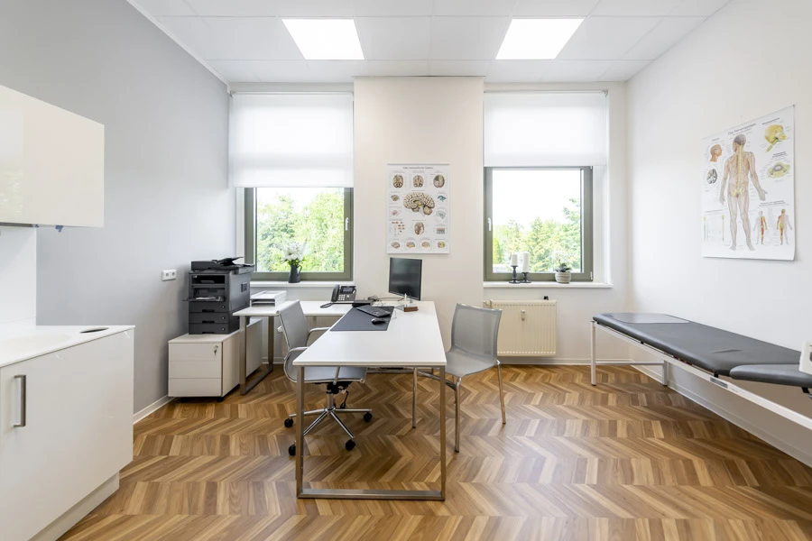 1 - Frau Dipl.-Med. Kerstin Öhlmann