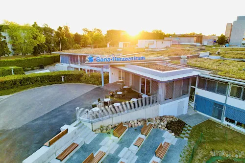 2 - Frau Dipl.-Med. Kirstin Günther