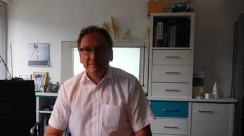 1 - Frau Dr. med. Andrea Lützenbürger