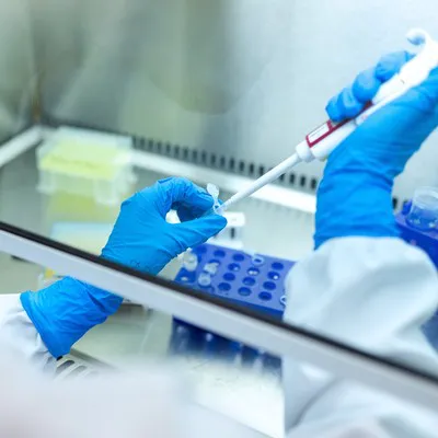 4 - Frau Dr. med. Bettina Steinmacher