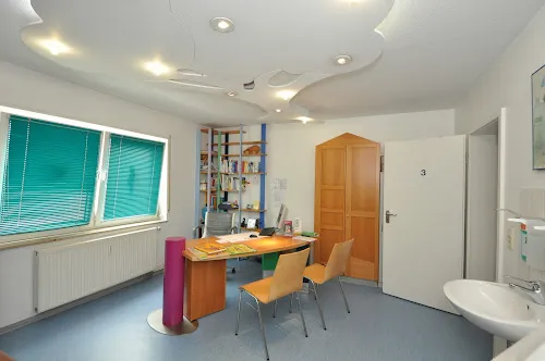 5 - Frau Dr. med. Brigitte Lieder