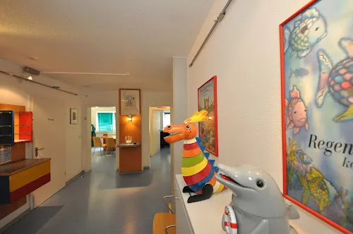 3 - Frau Dr. med. Brigitte Lieder