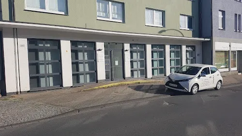 3 - Frau Dr. med. Christiane Schnitzler